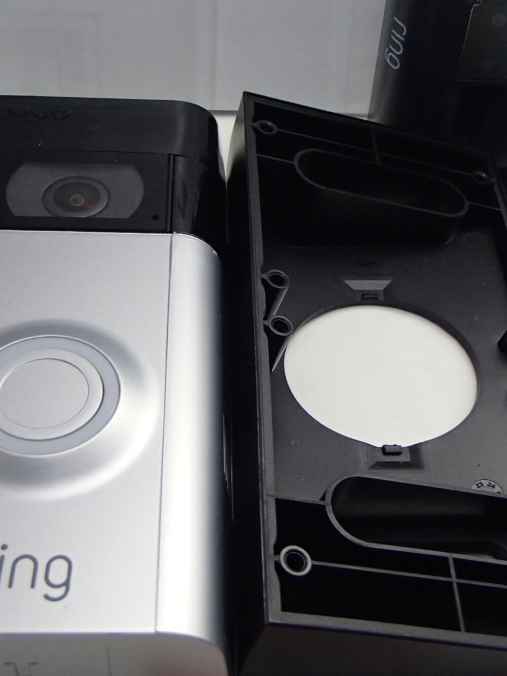 Ring Video Doorbell 2 - Picture 2 of 8